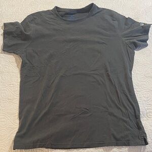Kohl Men's Charcoal T-Shirt. Gently worn. Men’s Size M.